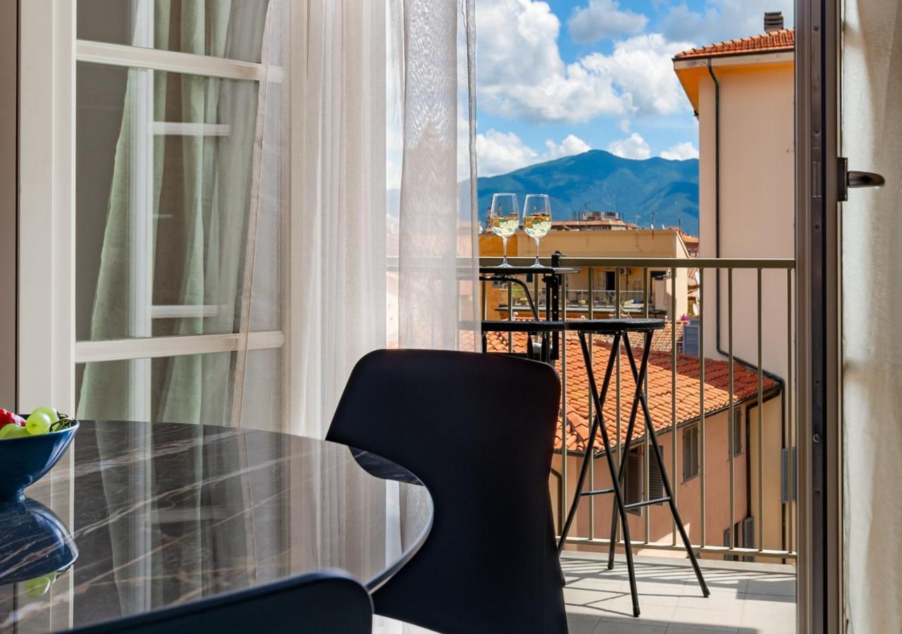 Tower View Luxury Apartment On The River 피사 외부 사진